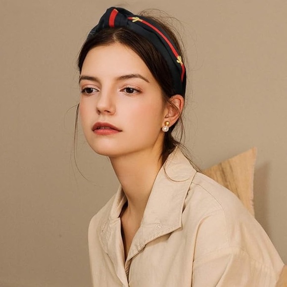 🐝GUCCI Inspired Headbands🐝 - Picture 6 of 7